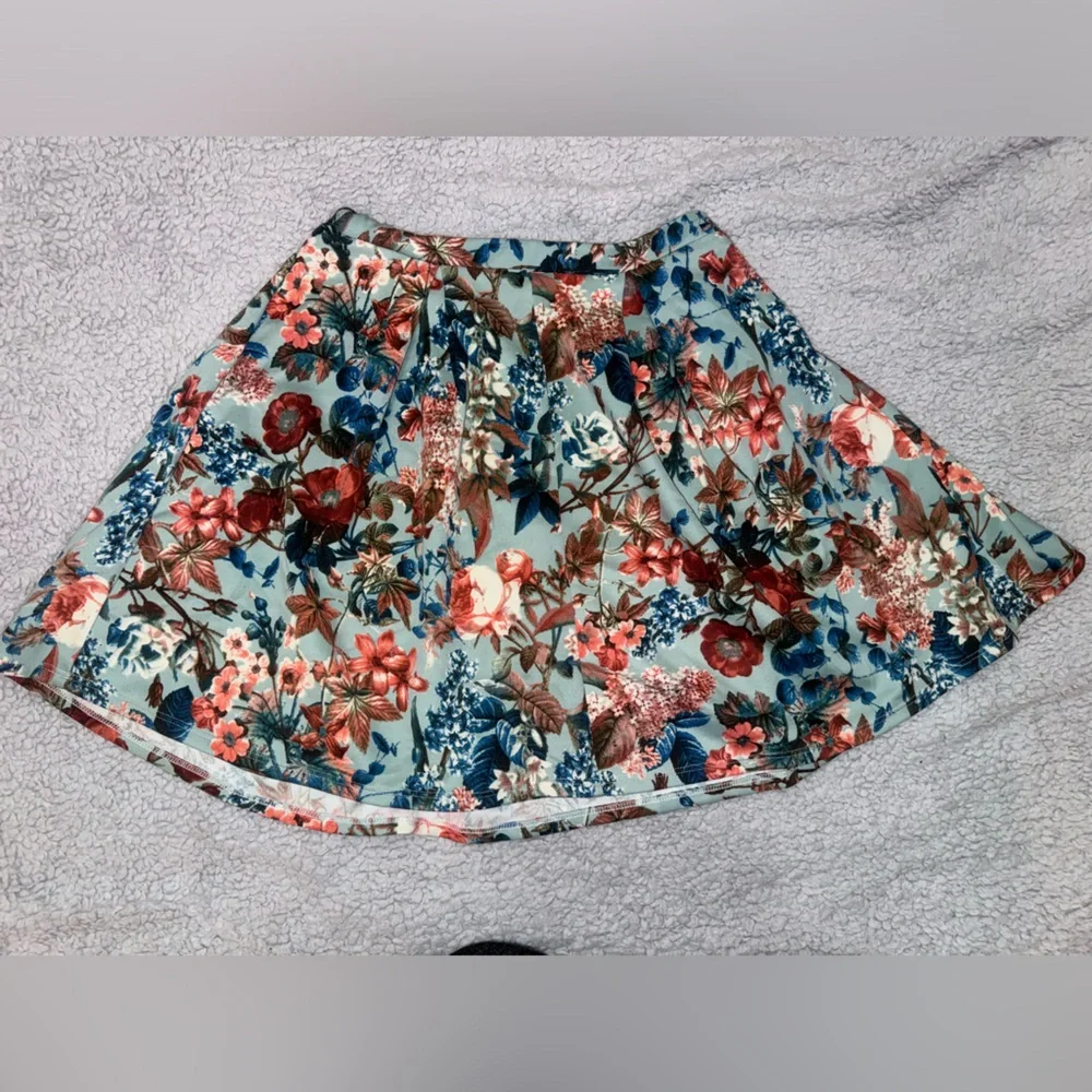 Maude Blue Pleated Floral Skater Skirt Large
